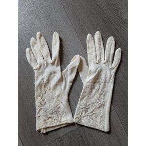 Vintage Ivory Pearl-Embellished Floral Gloves Womens A 100% Stretch Nylon Made I
